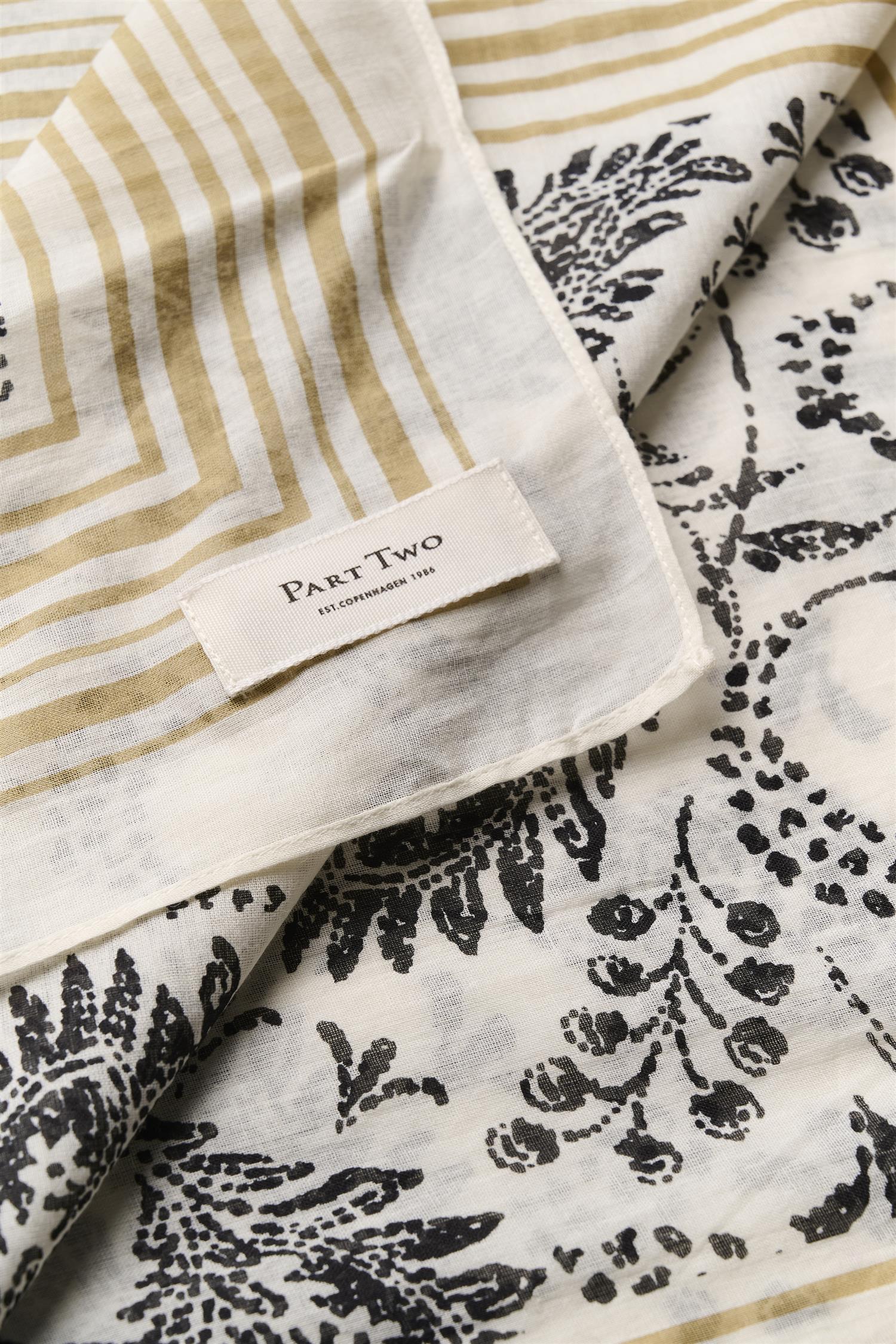 LouiPW Scarf
