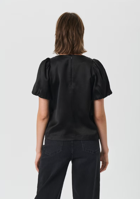 UriaPW Blouse
