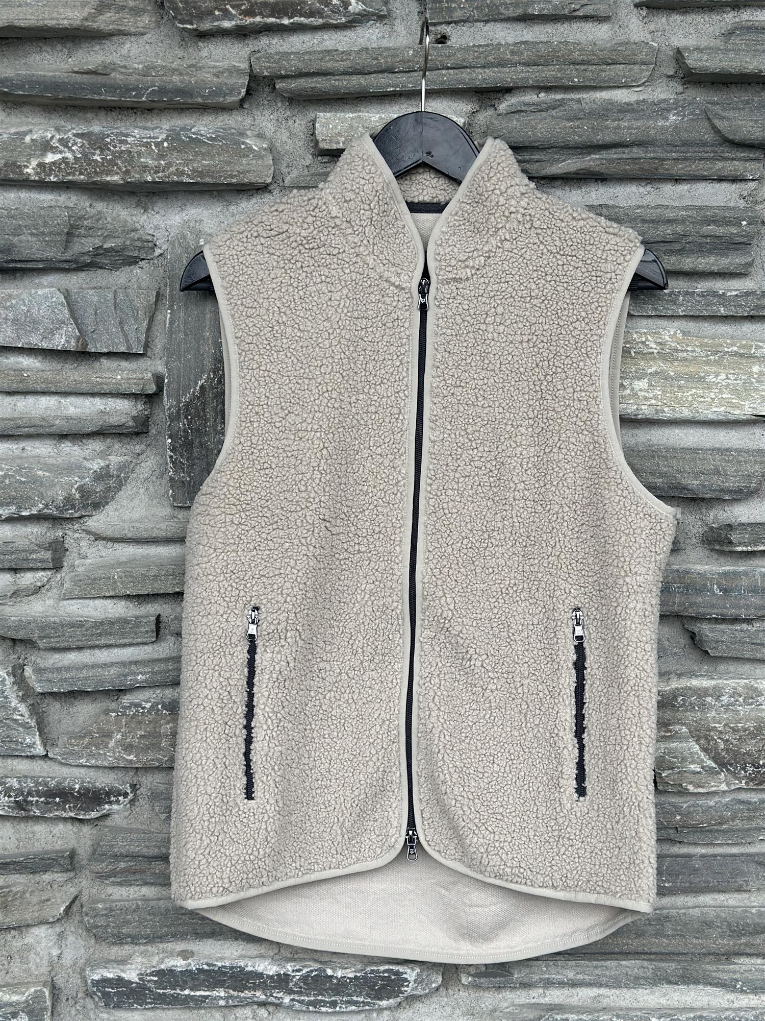 Pile fleece vest