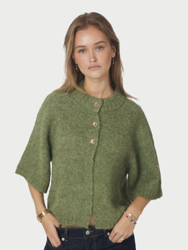 Benuta Fluffy Knit Cardigan