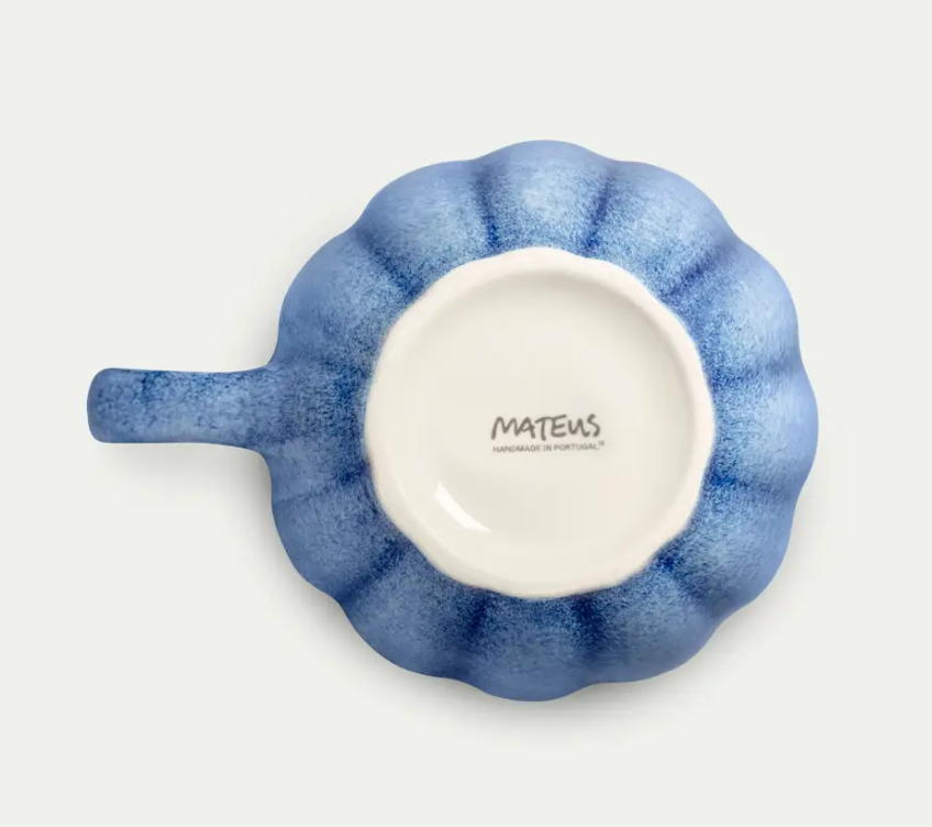 Oyster Mug 60cl, light blue