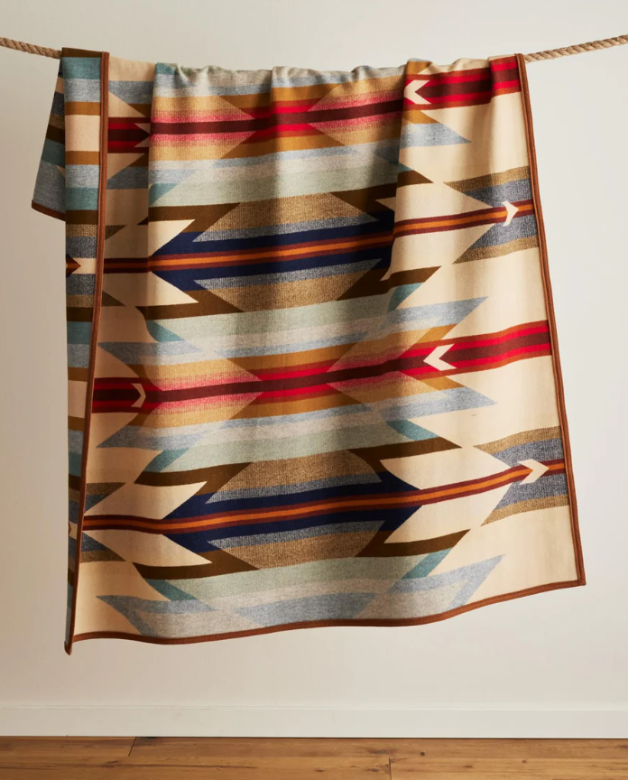 PMW Unnapped Jacquard Robe, Wyeth Trail