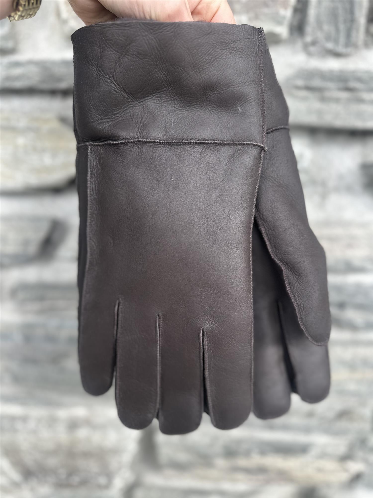 Hansker semsket lammeskinn