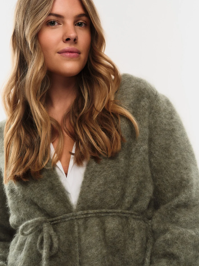 Fredrikke chunky cardigan