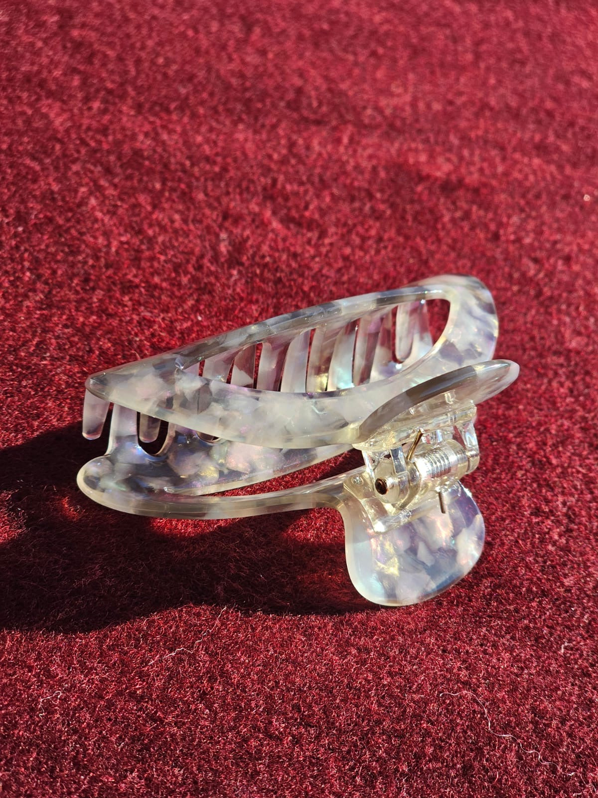 Emilie hårklype åpen