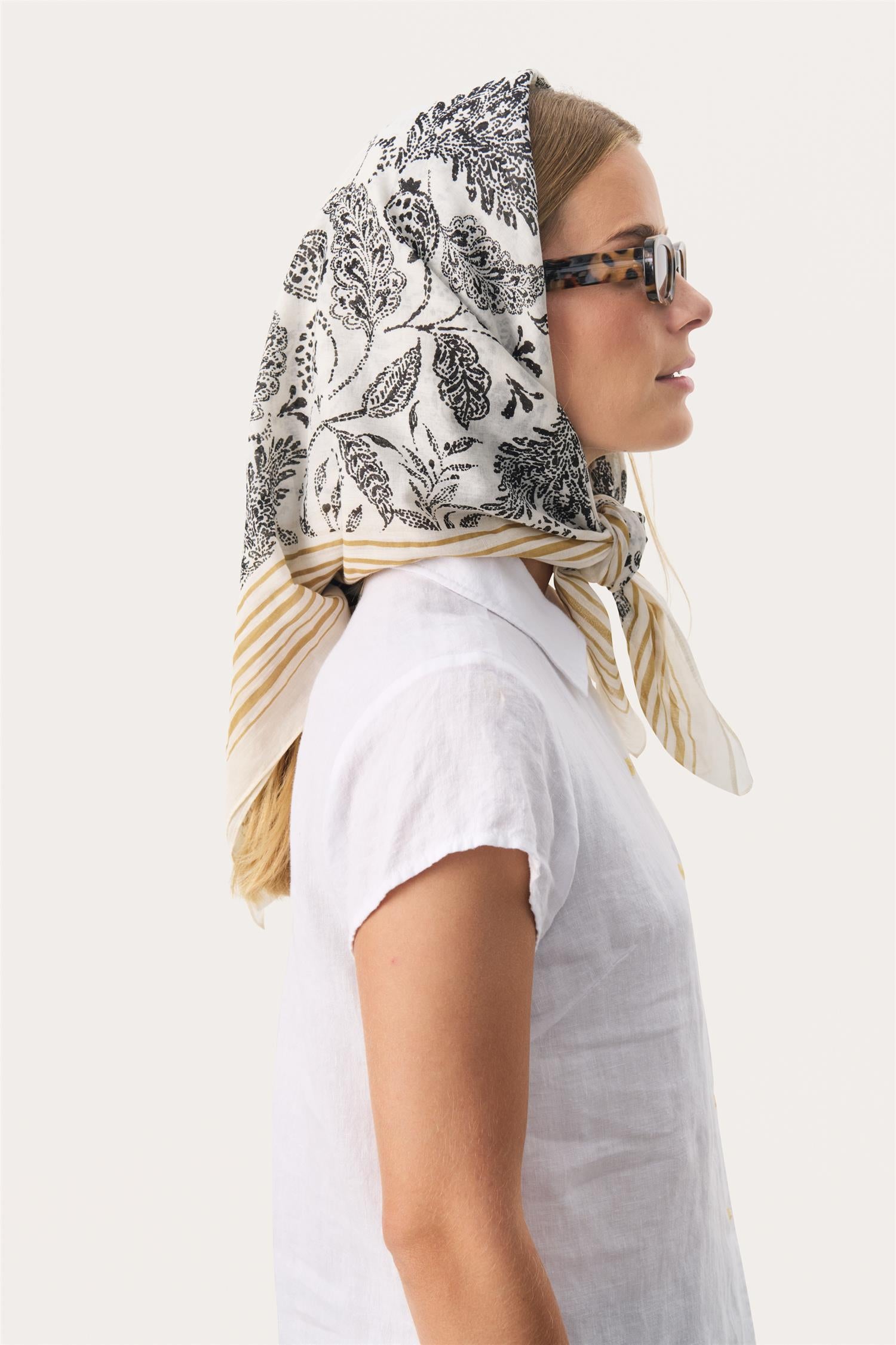 LouiPW Scarf