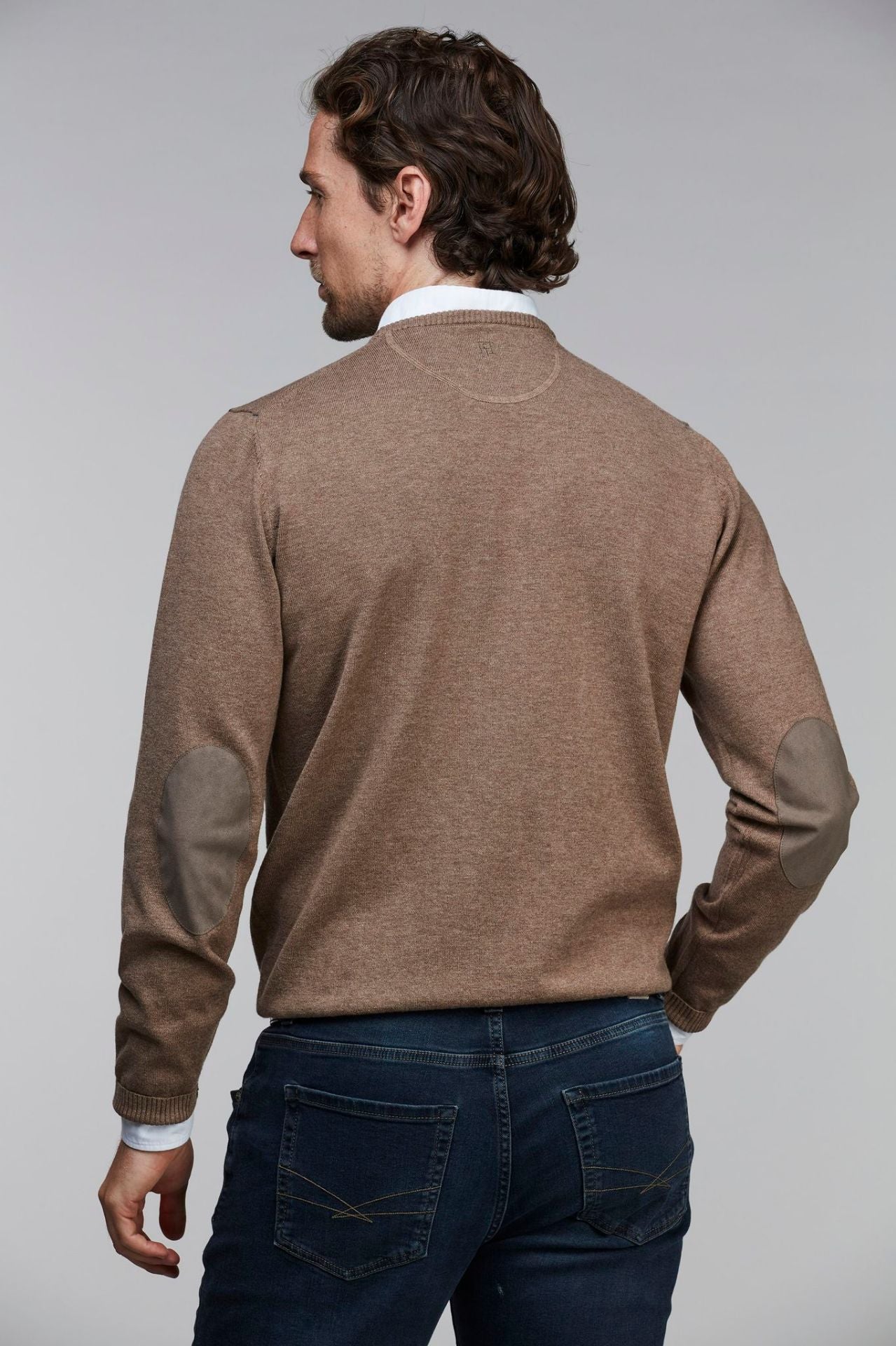 Crewneck sweater alcantara e-patch